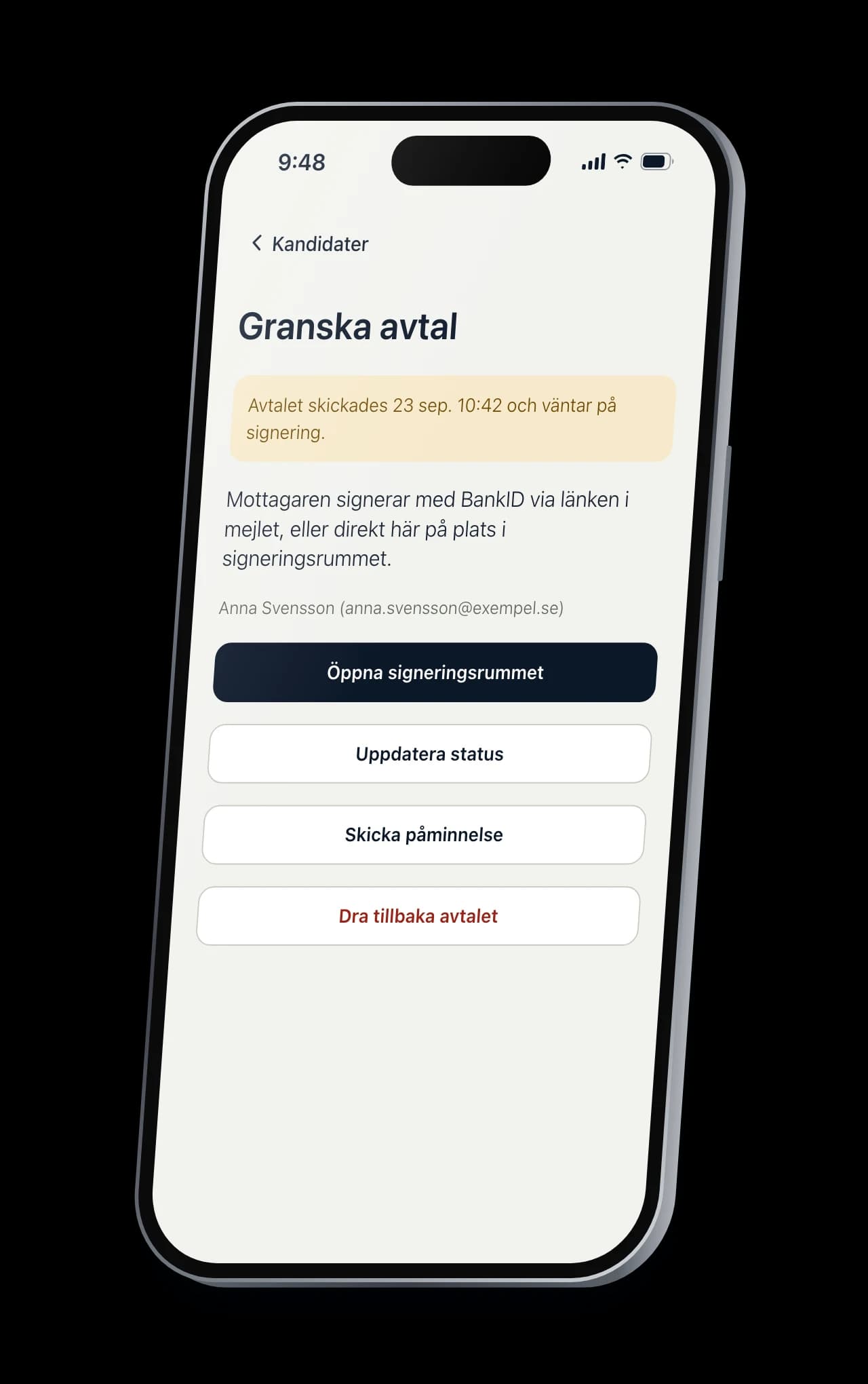 Högres mobilapp på en iPhone: Avtalet väntar på signering, med knappen Öppna signeringsrummet.