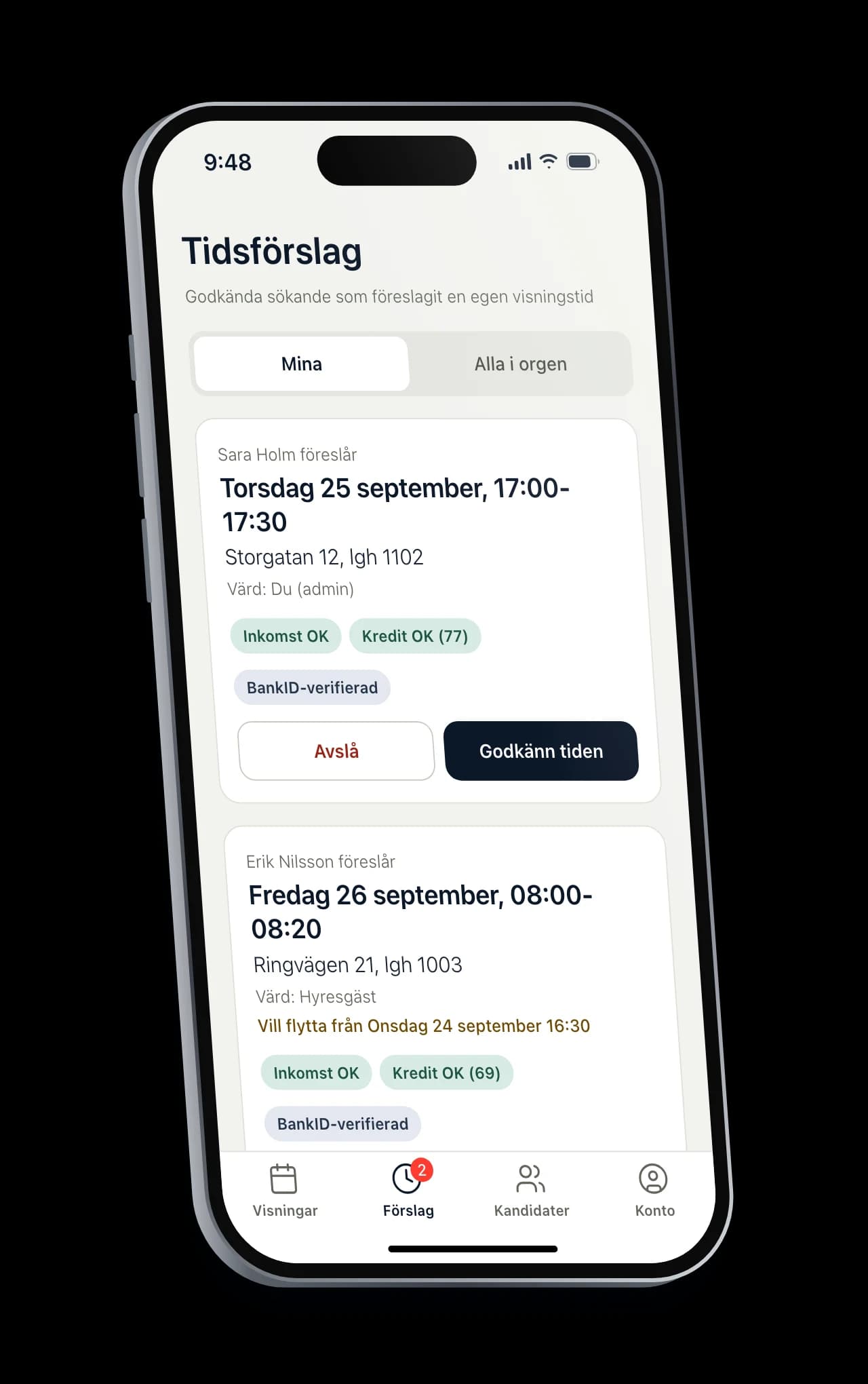 Högres mobilapp på en iPhone: Tidsförslag från sökande med knapparna Avslå och Godkänn tiden.